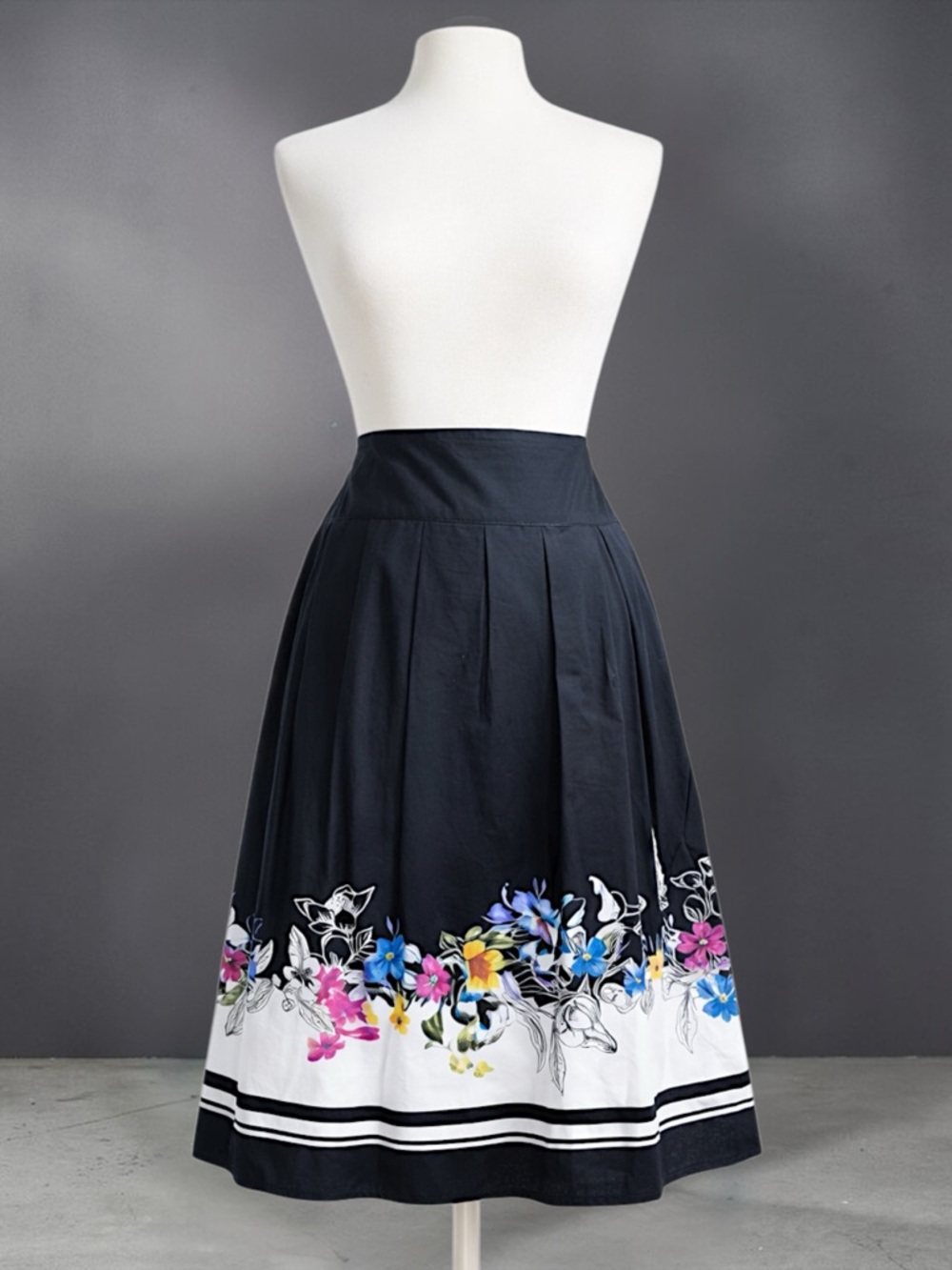 Christopher & Banks Black Floral-Trim Pleated Skirt - Picture 5 of 10